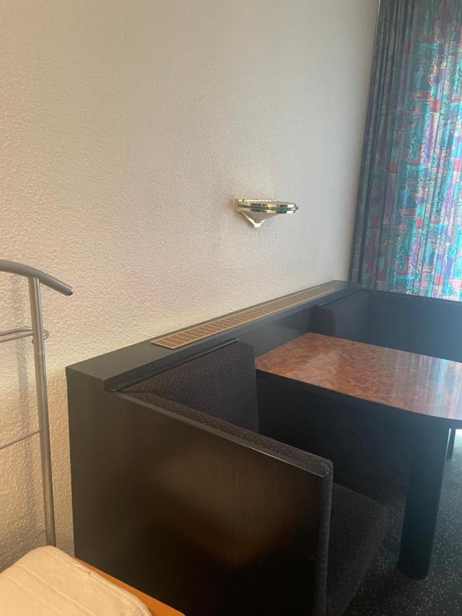 Hotel Bitterfelder Hof Eksteriør bilde
