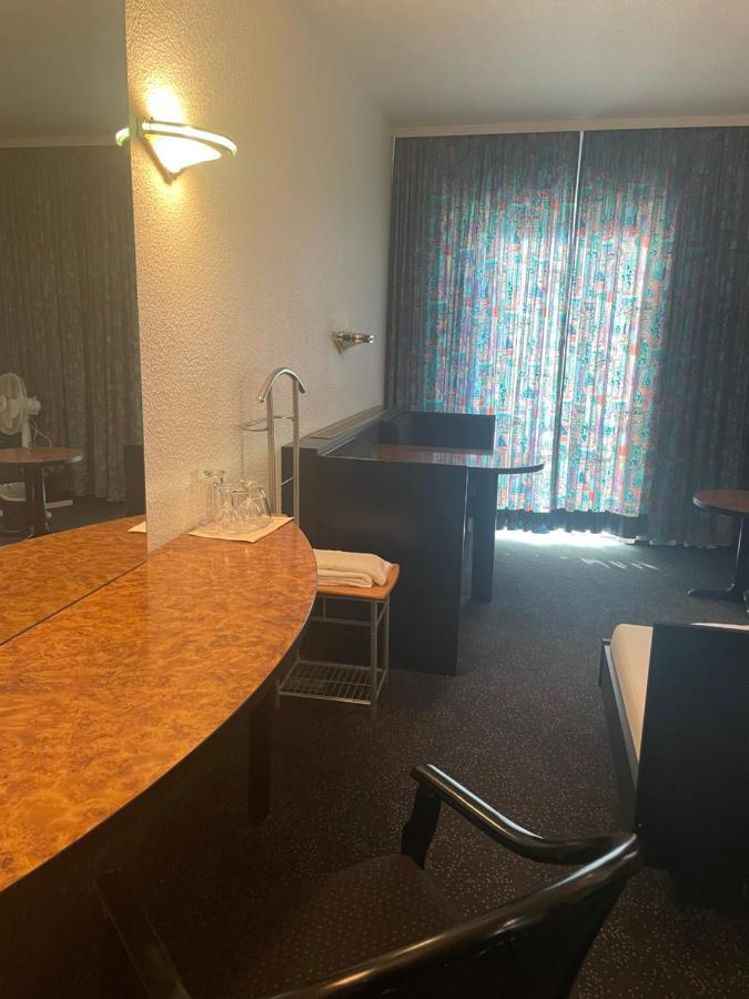 Hotel Bitterfelder Hof Eksteriør bilde