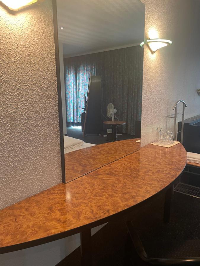 Hotel Bitterfelder Hof Eksteriør bilde